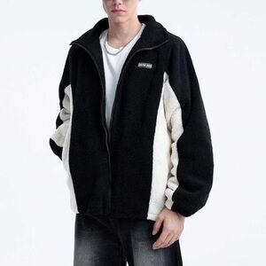 Aelfric Eden FLEECE COAT - NWT 
Unisex small
Oversized